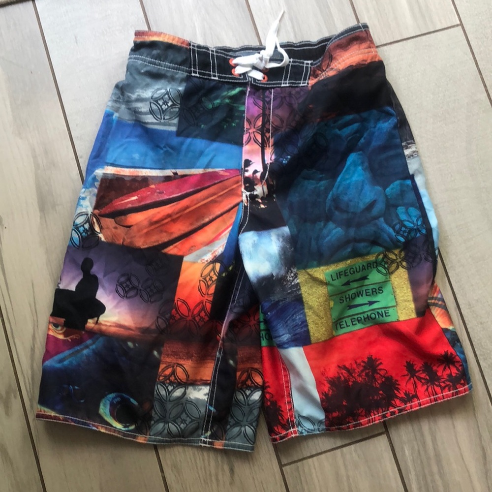 Boys old navy swim trunks size large 10-12